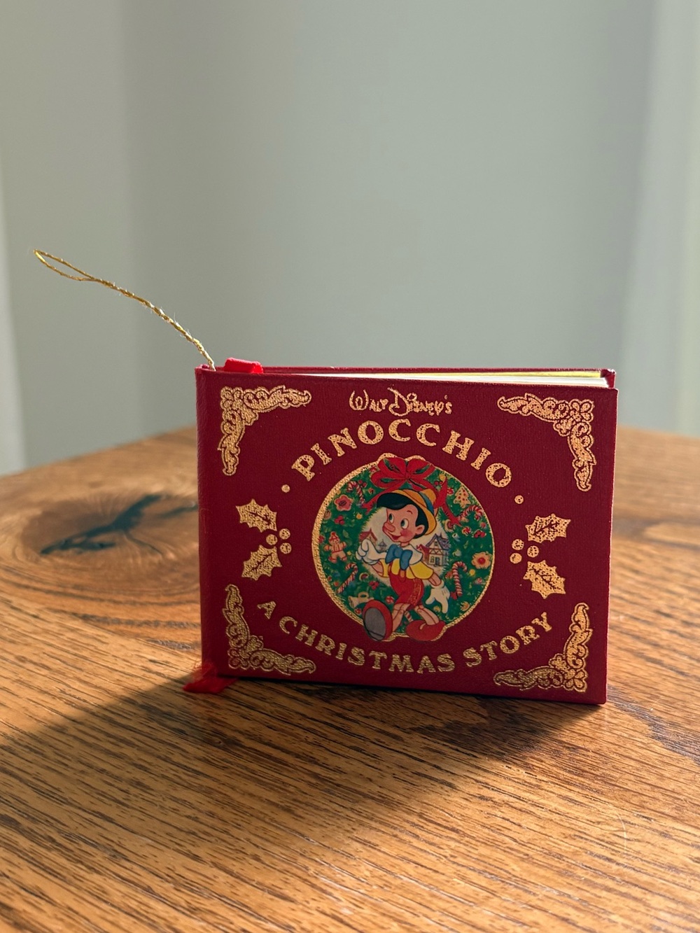 Vintage 1961 Walt Disney’s Pinocchio- A Christmas Story- ornament w/gold hanger